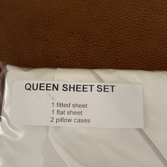 Yves Delorme Beige Parure  Queen Sheet Set - Picture 3 of 5